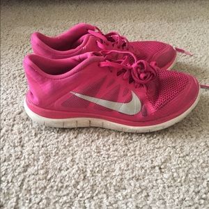 Pink Nike Tennis Shoes